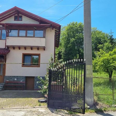 Pensiunea Mirela Breaza  Luaran gambar