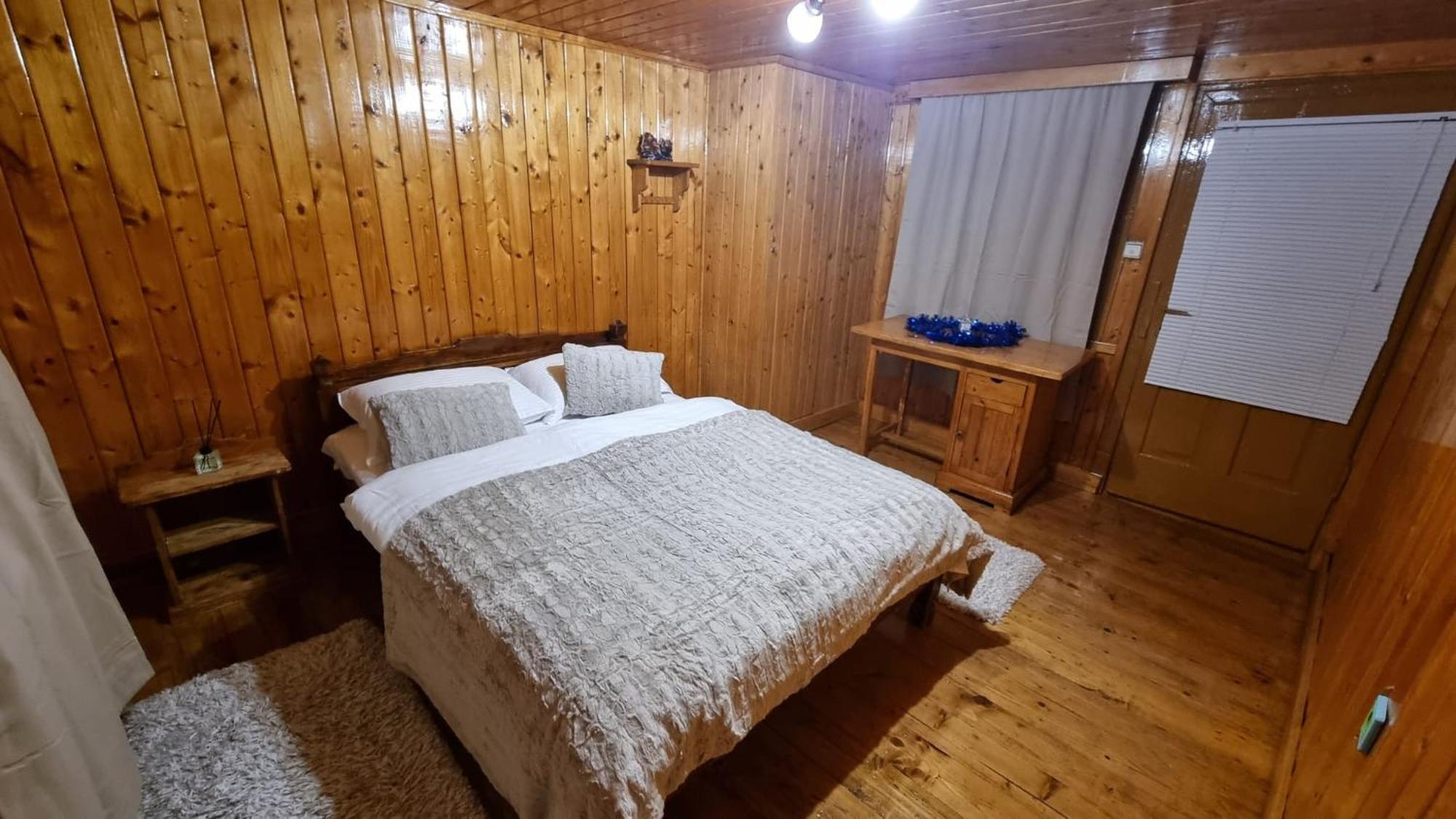 Pensiunea Mirela Breaza  Luaran gambar